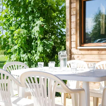 Snug In Le Petit With Private Terrace Signy-le-Petit